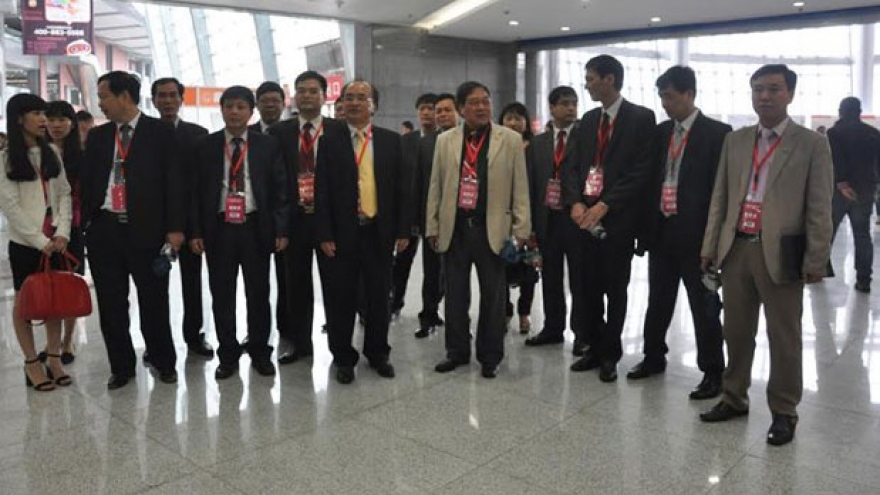 
        Lang Son, Chinese localities strengthen cooperation
                              