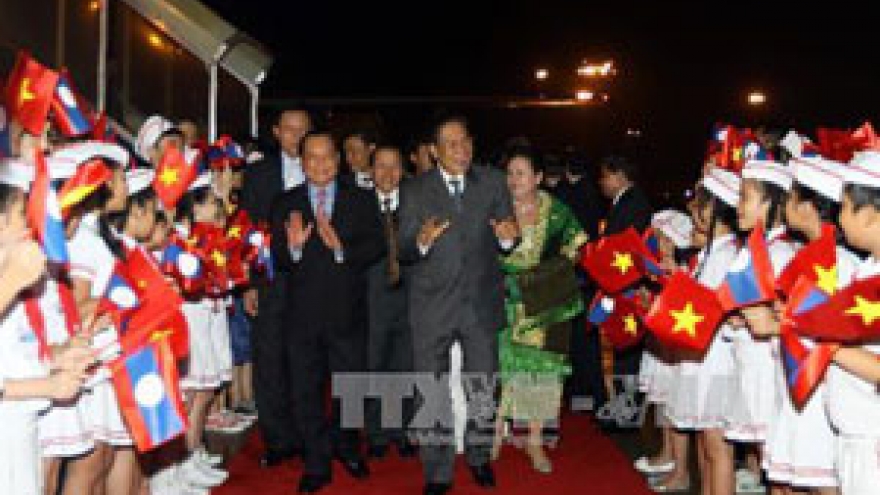 Lao Party leader visits HCM City 
