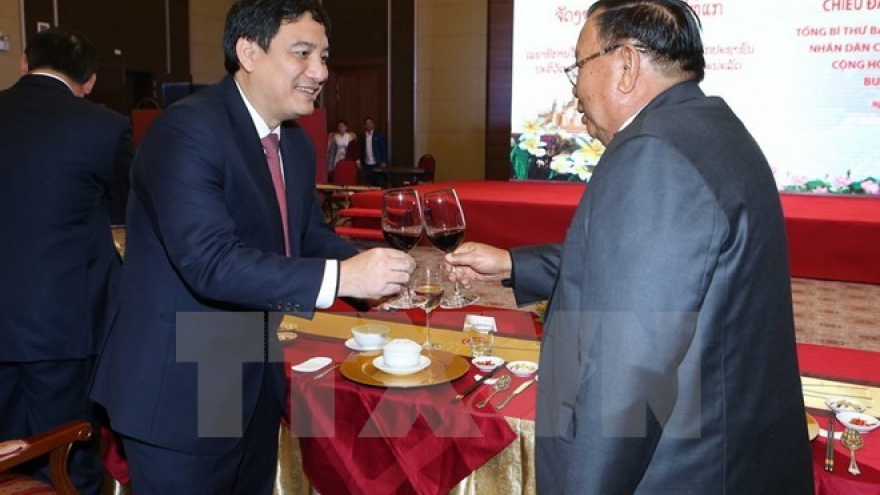Lao Party, State leader visits Nghe An province