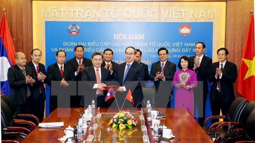 Vietnam, Laos bolster front cooperation