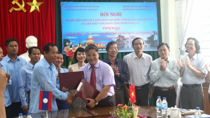 Vietnam, Lao localities boost trade union links
