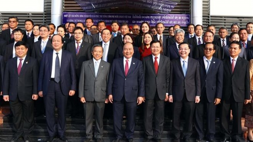 Vietnamese, Lao PMs attend training centre’s inaugural ceremony