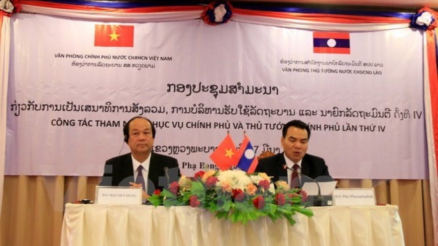 Vietnamese, Lao government offices bolster cooperation