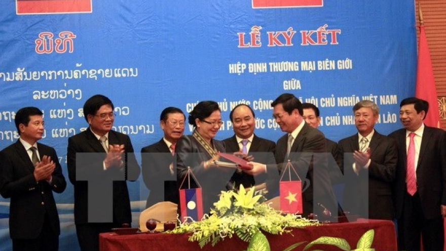 Agreements enhance Vietnam-Laos border trade
