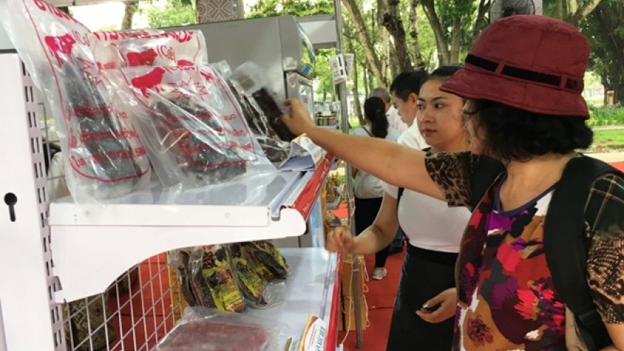 Workshop looks for way to boost HCM City - Laos trade