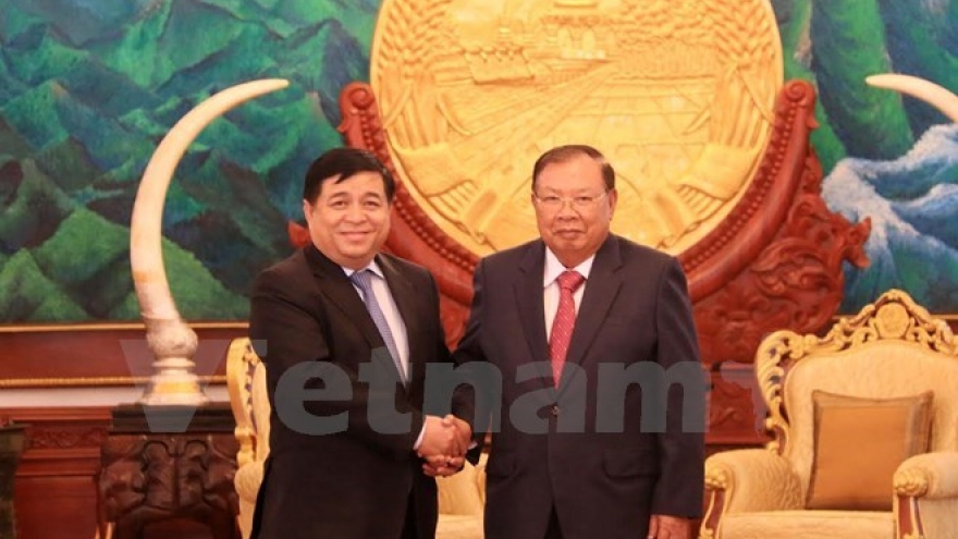 Minister hopes for stronger trade with Laos