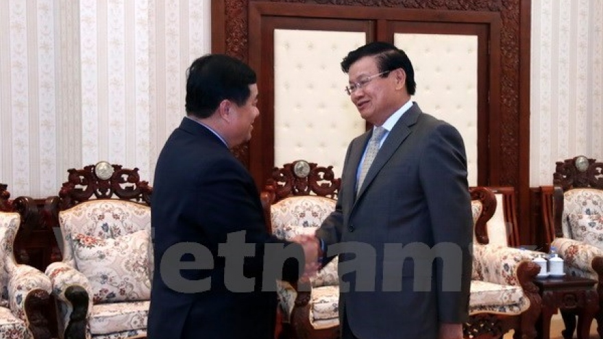 Laos still attractive to Vietnamese investors: minister
