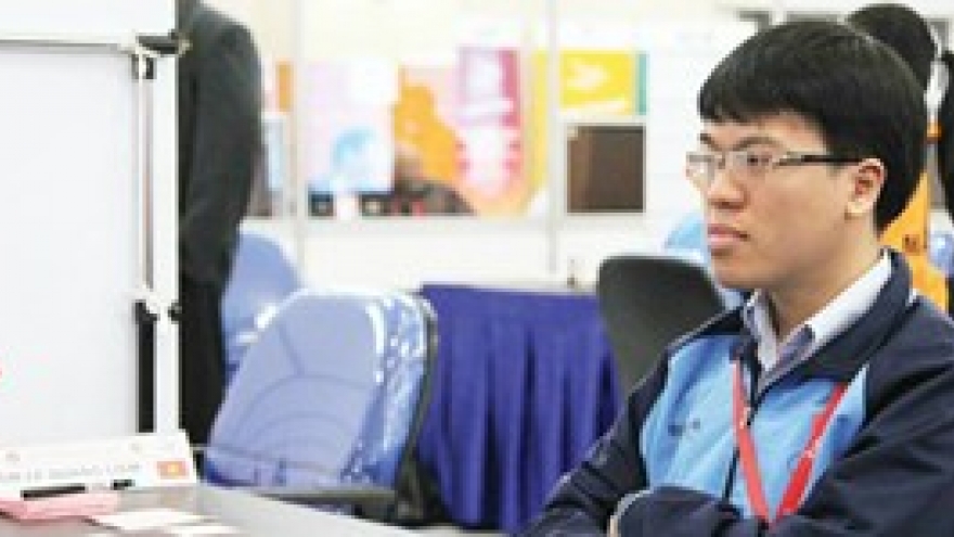 GM Liem held to draw at Int’l Chess Champs