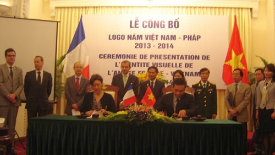 Vietnam-France Year introduces new logo  