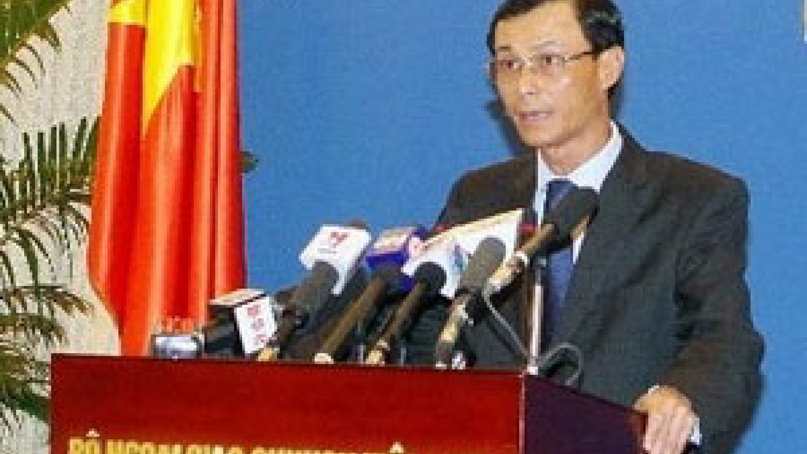 Vietnam defends Sea Law approval