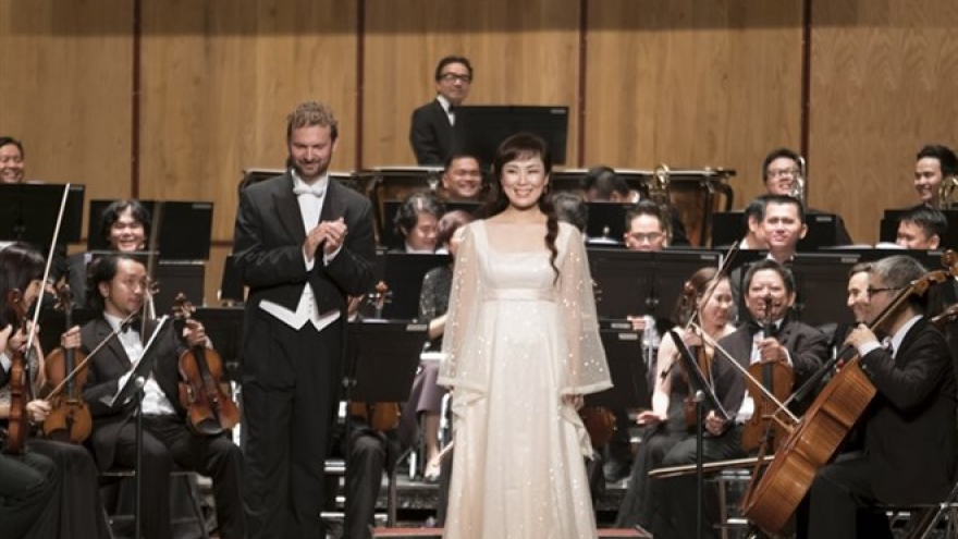 HCM City gala to ring in 2017