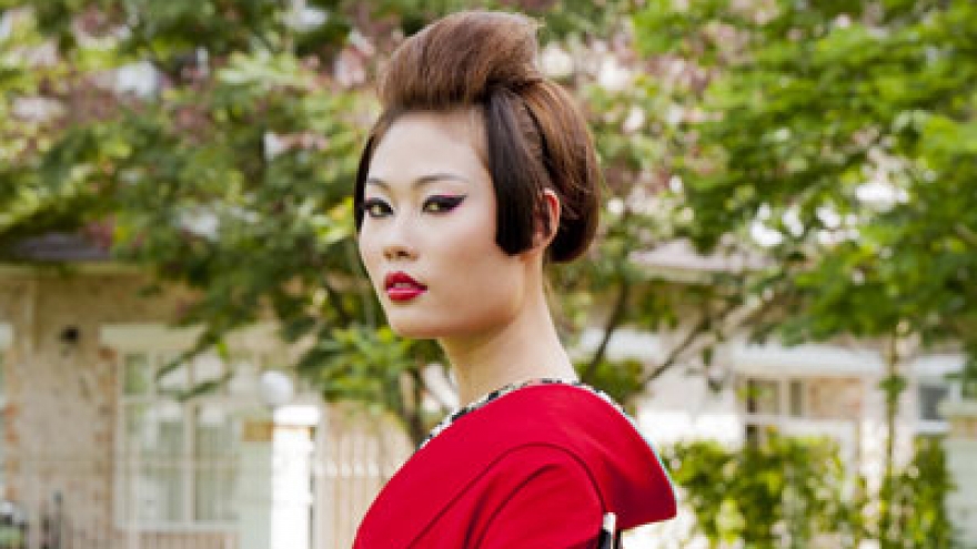 Top Model contestants disguised as Japanese