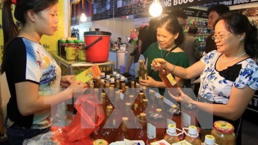 Measures discussed to develop enterprises in Mekong Delta