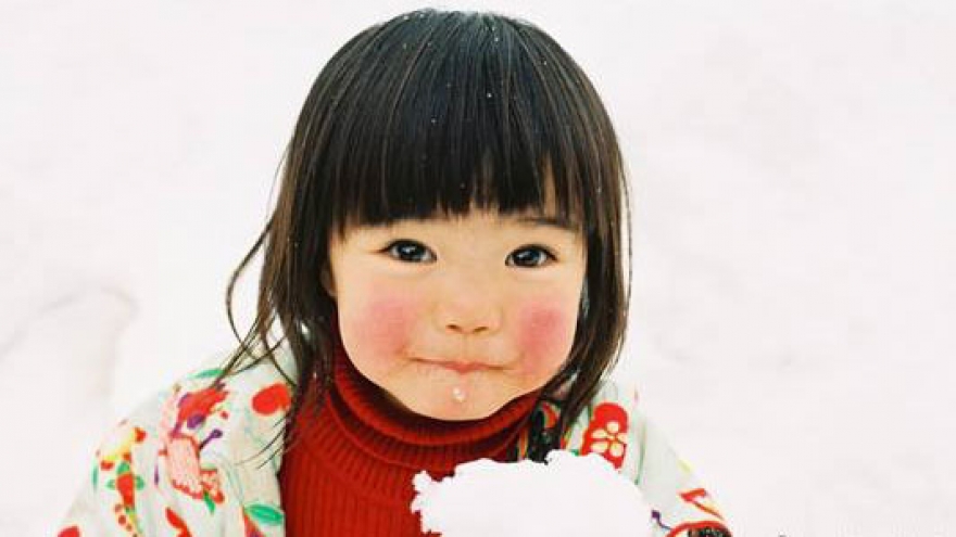 “Mirai-chan: little girl with chubby red cheeks” exhibition held