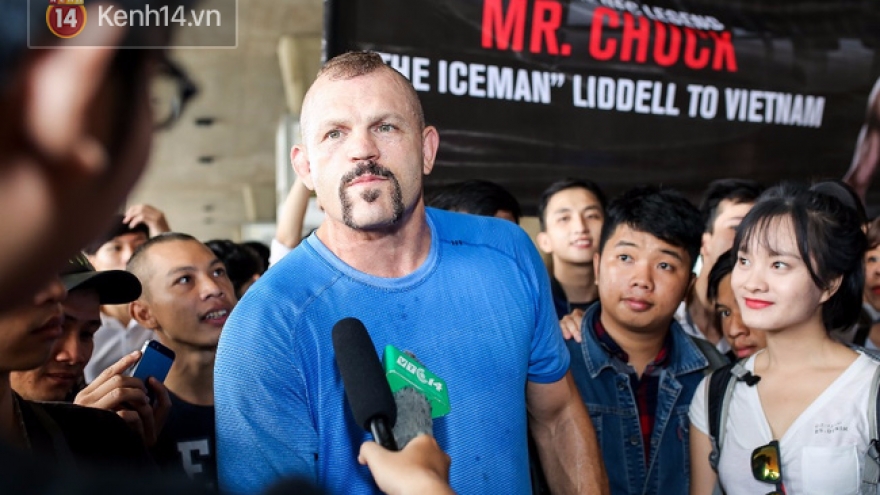 American mixed martial artist arrives in Vietnam