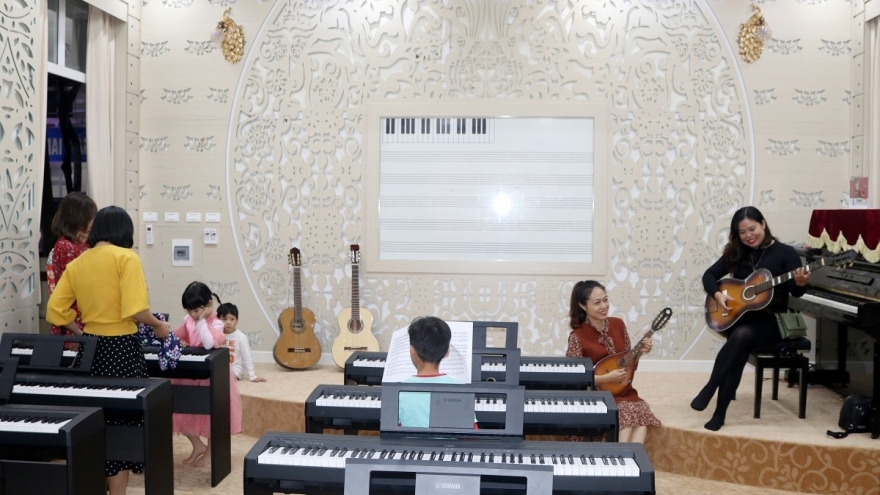 Program launched to promote music study at high school