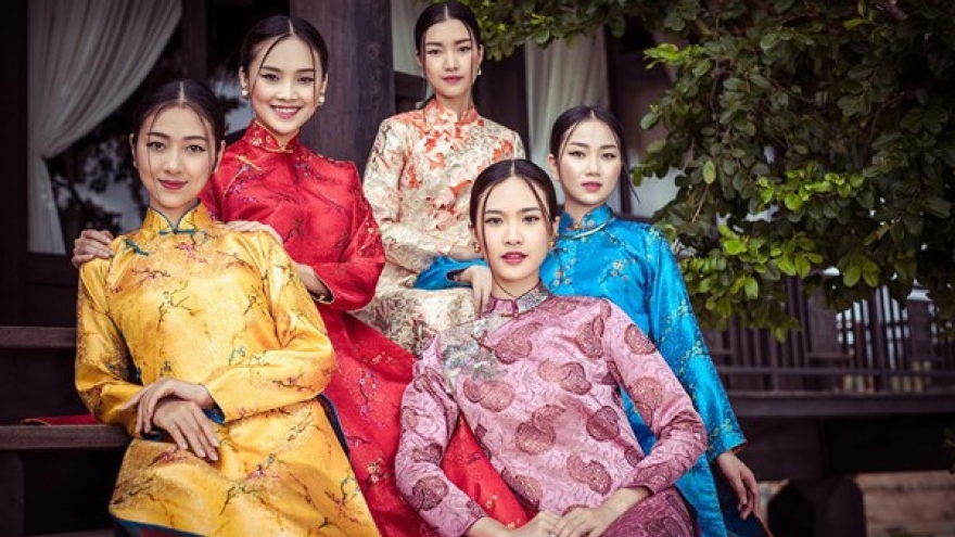 Miss Vietnam beauties charming in Ao Dai 