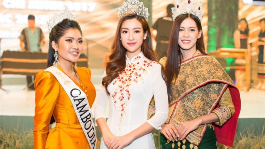 Miss Vietnam, Laos, Cambodia meet at HCM City event