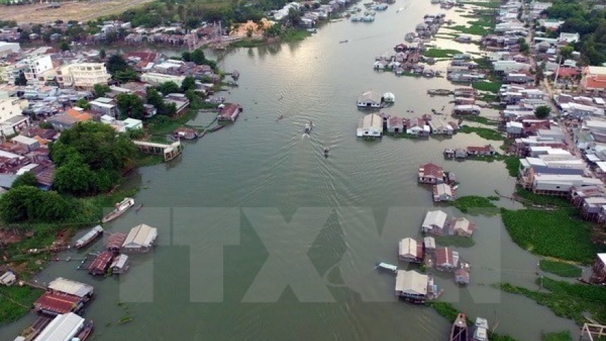 Deputy PM urges Mekong Delta development