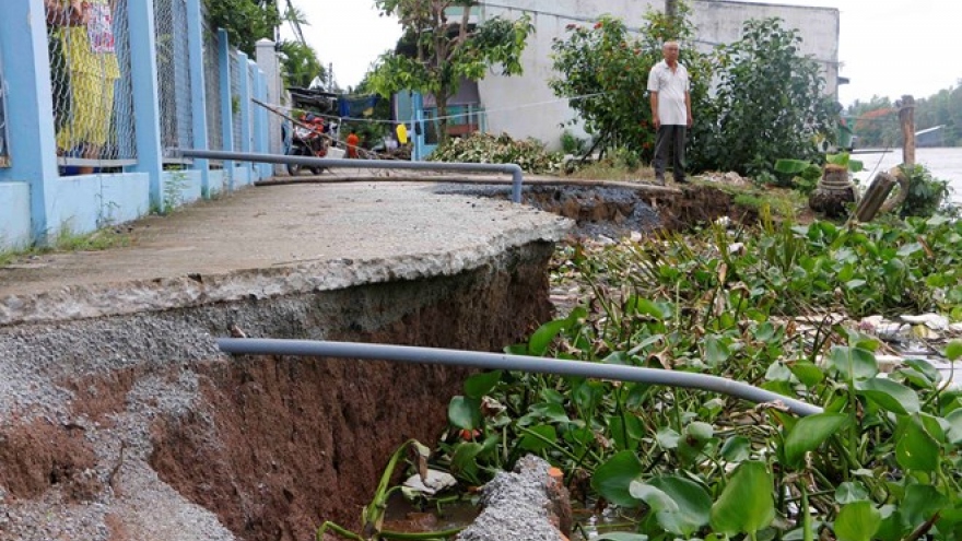 Mekong to relocate landslide-prone households