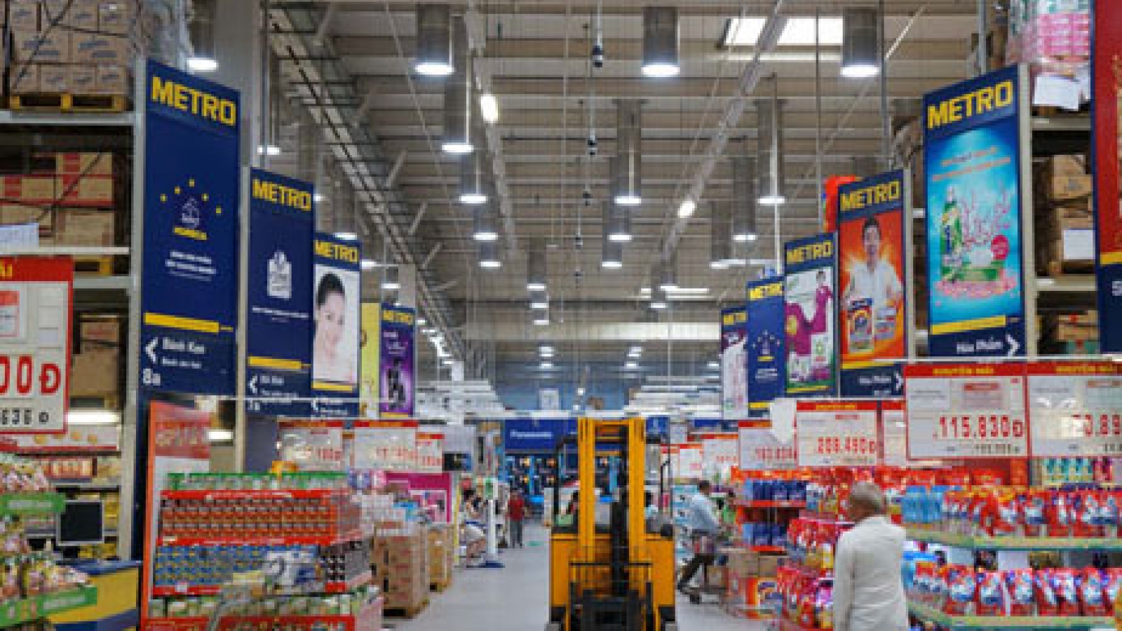Thai Group Berli Jucker acquires Metro Vietnam 