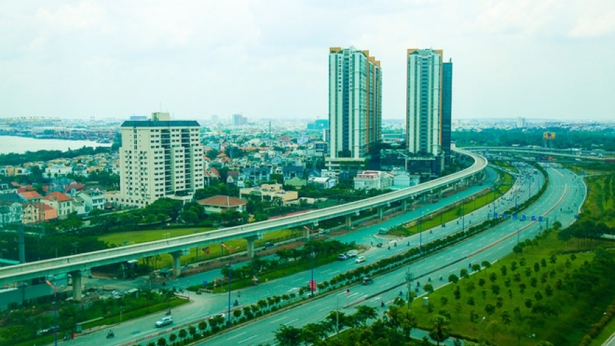 Foreign investors flock to metro projects