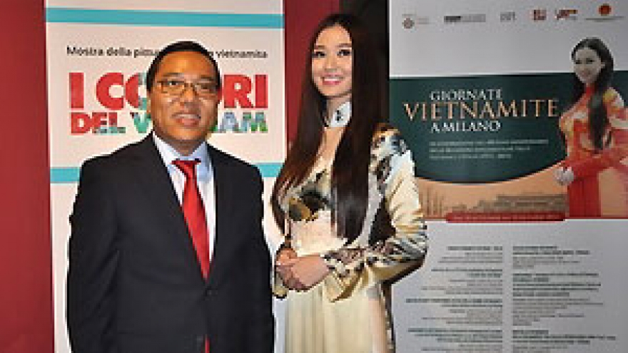 Fine art exhibition features Vietnam-Italy solidarity