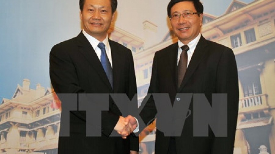 Deputy PM receives Party Secretary of China's Guangxi