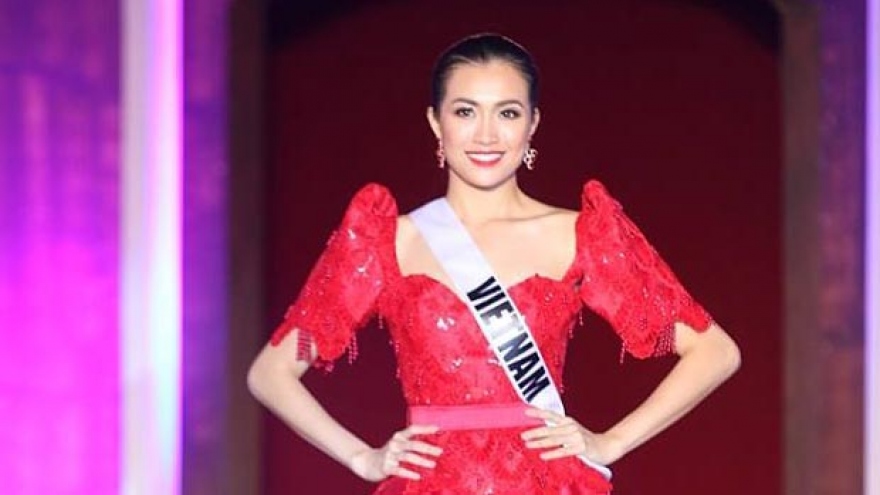 Miss Universe contestants strut Philippine catwalk