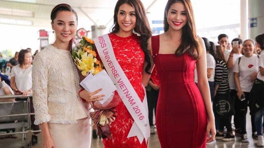 Le Hang jets off to Philippines for Miss Universe 2016