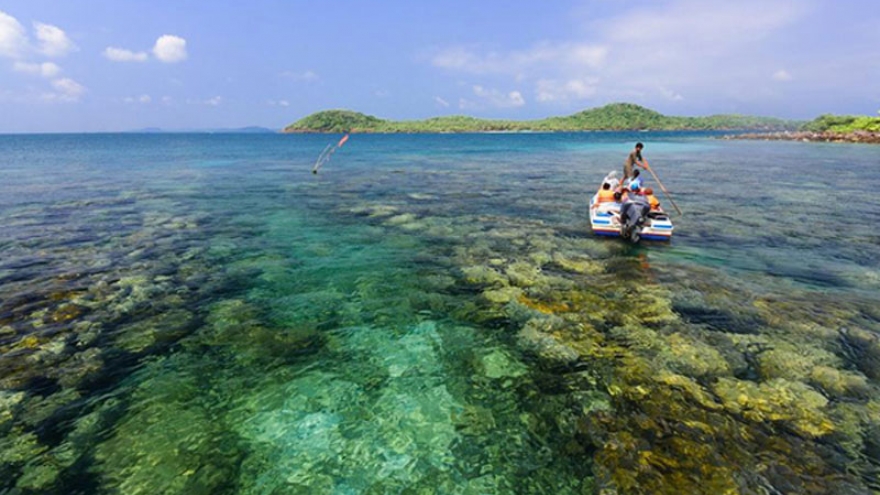 Secluded island paradise of Mong Tay