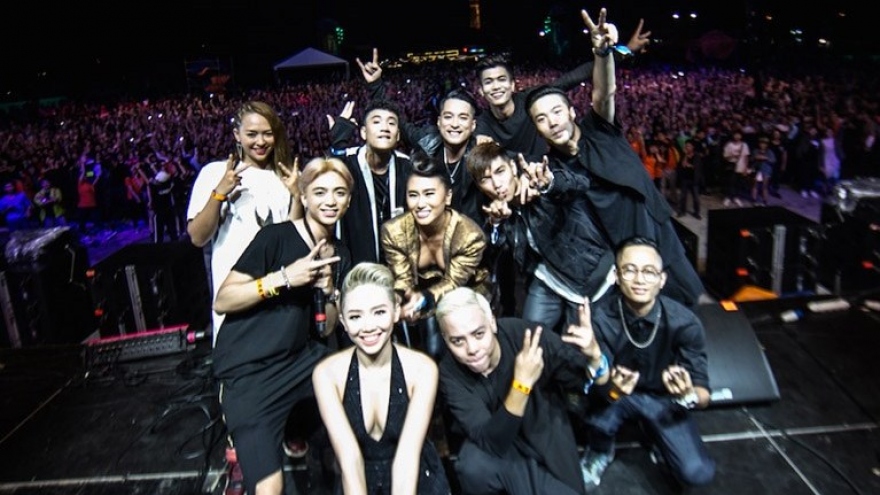 Monsoon Festival Day 2: Cool Weather, Hot Music