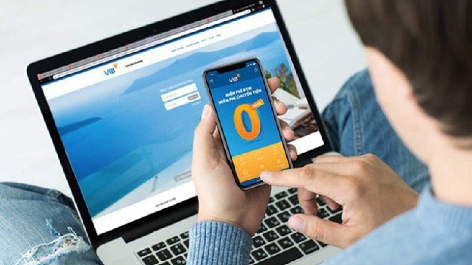 Most adults must have bank accounts by 2030