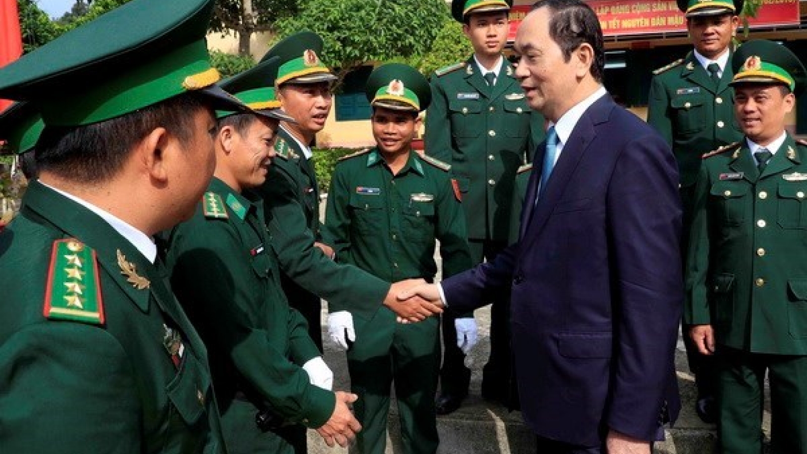 President visits Kon Tum ahead of traditional Tet