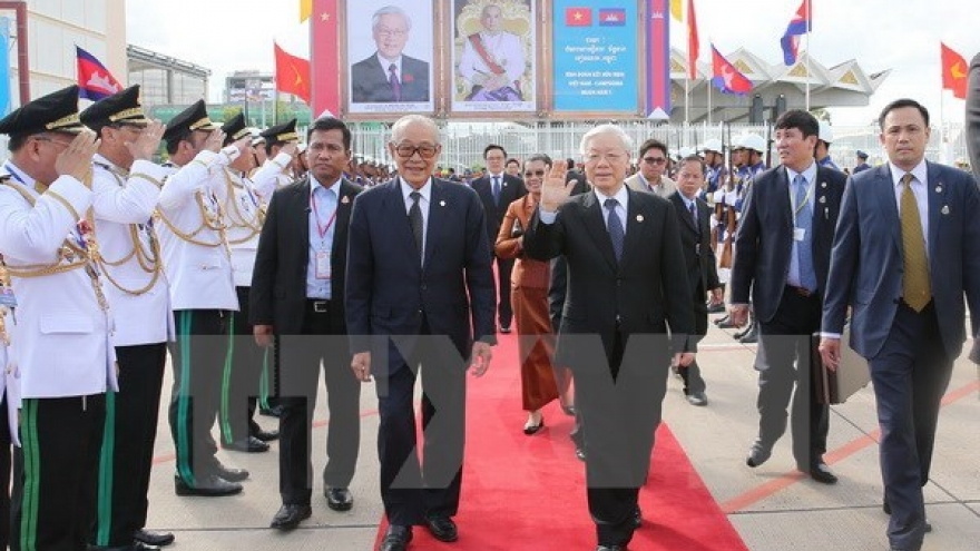 Party leader encourages Vietnam-Cambodia local-level cooperation