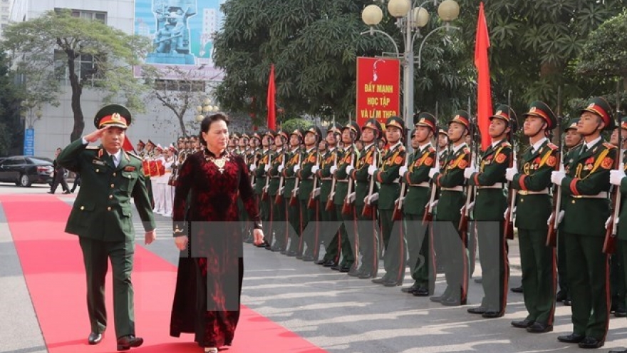 NA Chairwoman holds working session with Hanoi Capital High Command