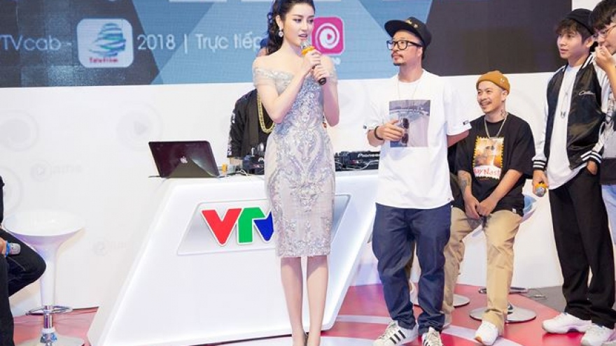 Huyen My delights at HCM City event