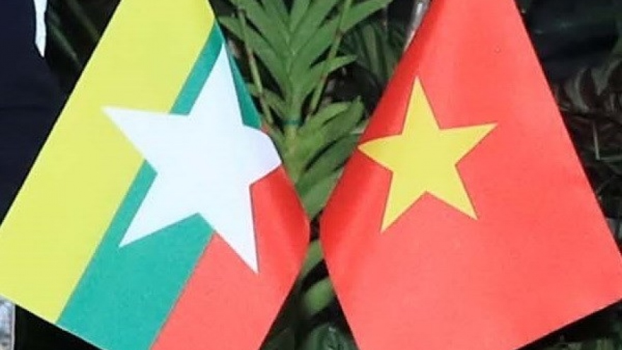 Leaders extend Independence Day greetings to Myanmar