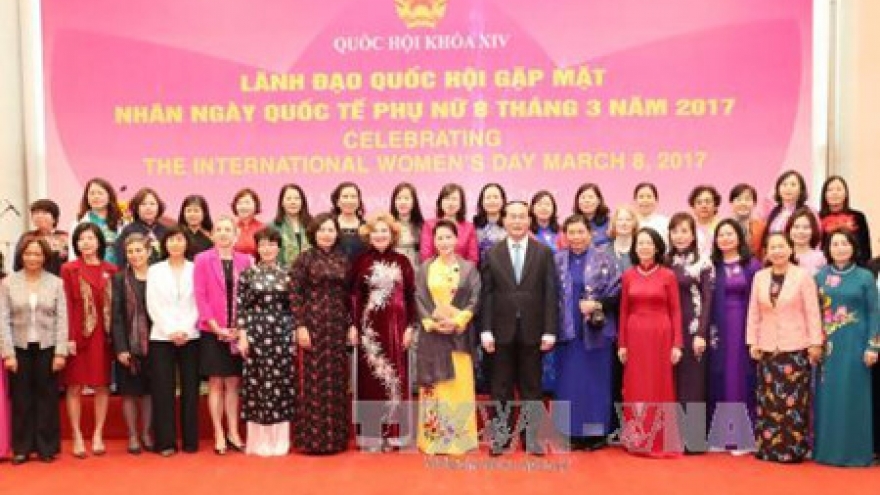 NA leader meets female ambassadors, chief representatives