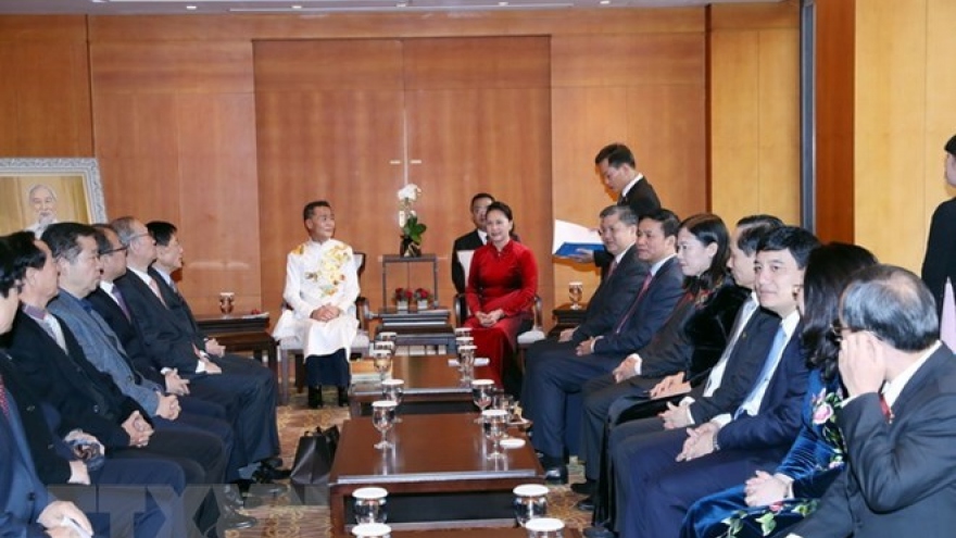 NA Chairwoman receives representatives of Ly families in RoK