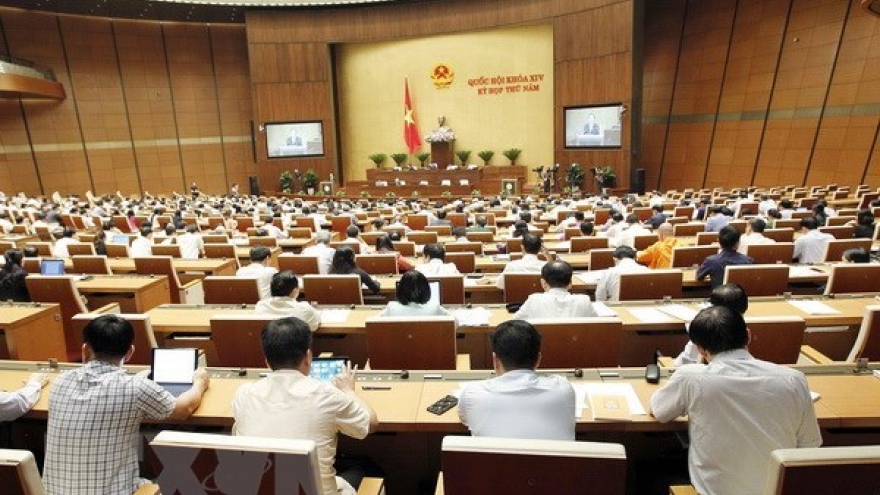 Legislators continue to debate bills on May 29