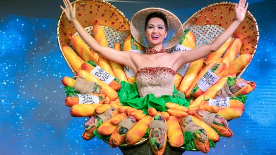 Throwback to the top VN national costumes worn at int'l beauty pageants