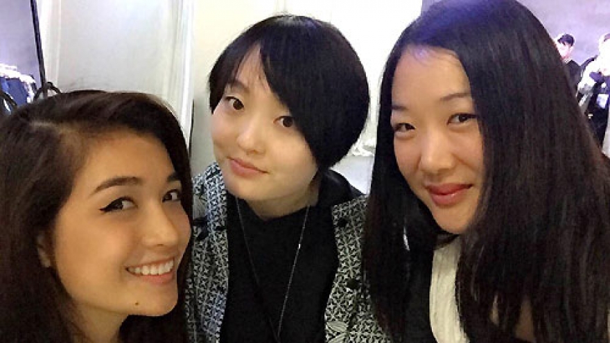 Le Hang readies for finals at world model contest