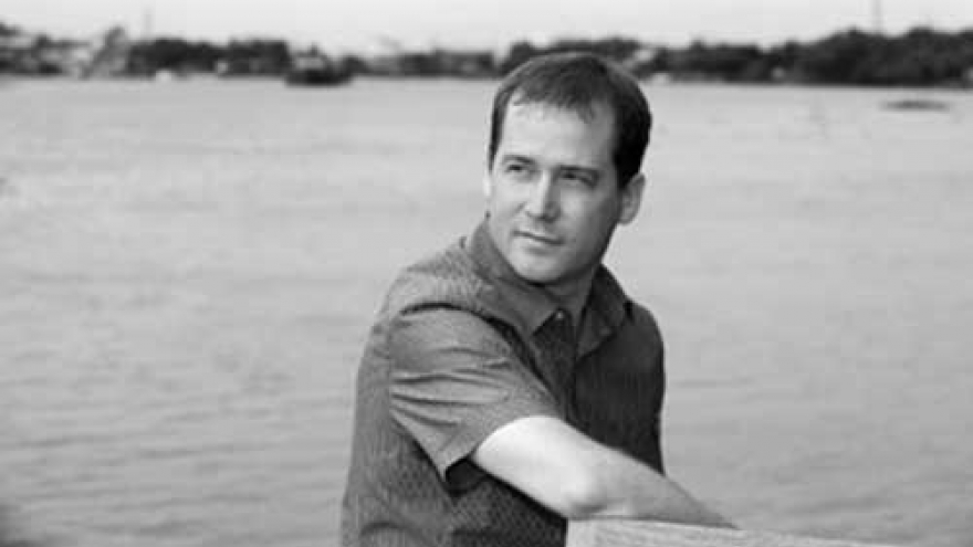 David Joiner holds book chat at US Embassy