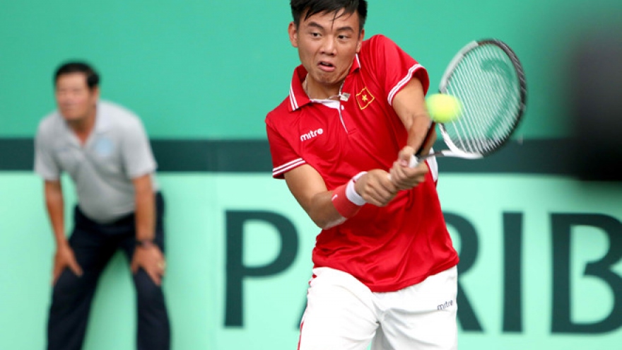 Vietnamese tennis team receive Davis Cup promotion