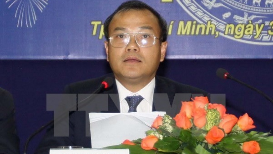 
        Vietnam, Laos foster links in expatriate-related work
                              
