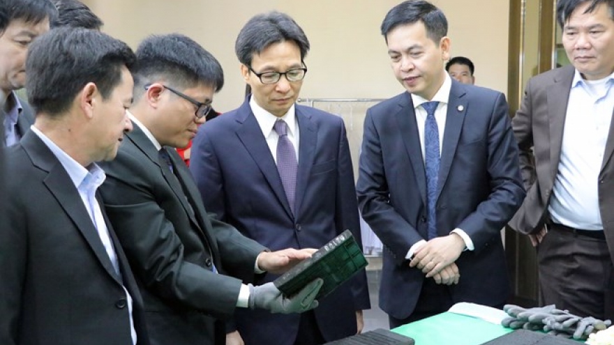 Deputy PM describes Nguyen Dynasty archives as priceless