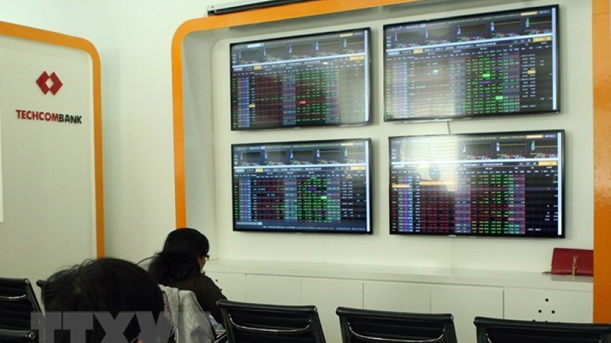 Net sells by foreign investors not a worry: analysts