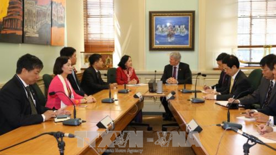 NZ officials suggest upgrading ties with Vietnam