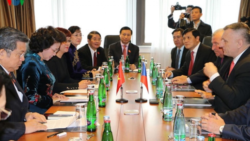 NA leader meets Czech associations’ representatives